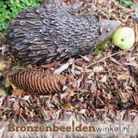 Beeld grote moeder egel in brons BBW89010