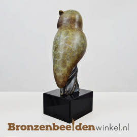 Beeld Uil in bijzondere bronzen patina BBW1565