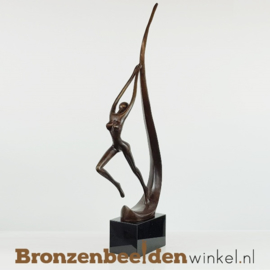 Vrouwenbeeld "De Sprong" BBW005br07