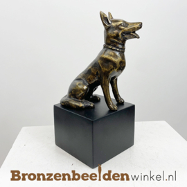 Kleine urn hond "De herder" BBW043br21as