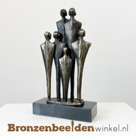 Beeld gezin "Gezin met 4 kinderen" BBW006br80