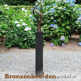 Abstract tuinbeeld "De Levensboom" incl. sokkel zwart