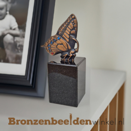 Vlinder beeldje op sokkel BBW20300os