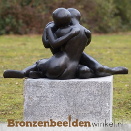 Tuinbeeld "Innige Omhelzing" BBW609