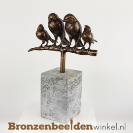 NR 5 | Bronzen vogel beeld ''Vader, moeder met 2 kinderen'' BBWVM2K