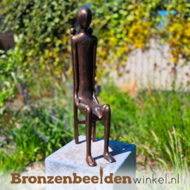 Tuinbeeld "Toosje" in brons BBW94544