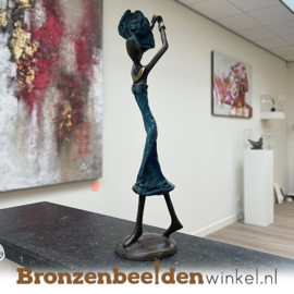 Afrikaans beeld "Nasha" 24 cm BBWST19MD25