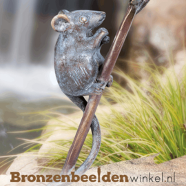 Bronzen muisje op tak BBW37202