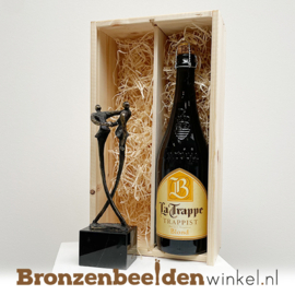 Eindejaarsgeschenk met beeldje en speciaal bier - La Trappe Blond