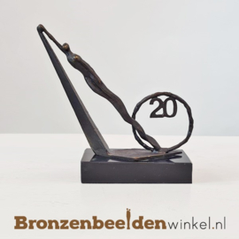 TOP 20 jaar bestaan bedrijf cadeau "De mijlpaal" met jaartal 20