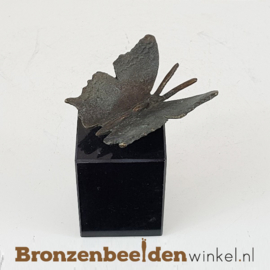 Vlinder beeldje op sokkel BBWR88726os