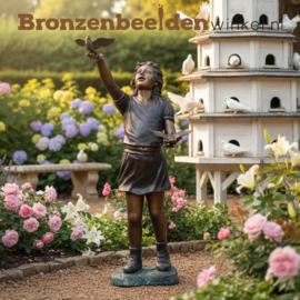 Bronzen meisje met 2 vogels als tuinbeeld BBW896br