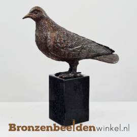 Duif beeld op sokkel BBW1288os