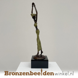 Afrikaans beeld "Energiek" 35 cm bbwST14GR35