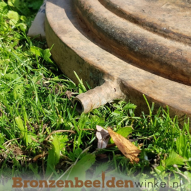 Groot waterornament vrouw met vogeldrinkbak BBW52855br