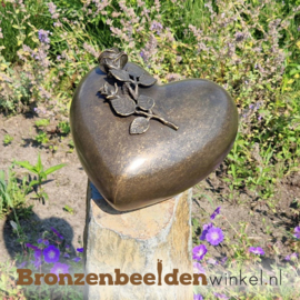 Gedenksteen met urn "Hart met roos" BBW0568br