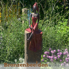 Beeld voor in de tuin "Lethabo" incl sokkel