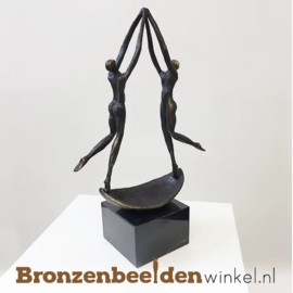 NR 6 | Origineel cadeau bruiloft vrienden "Samen in evenwicht" BBW005br74