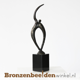 Sculptuur "Schouder om op te huilen" BBW004br91