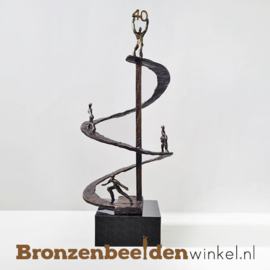 TOP 40 jaar bestaan bedrijf cadeau "Positieve spiraal" met jaartal 40 BBW006br24