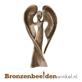 Beeldje beschermengeltje brons BBWP65142