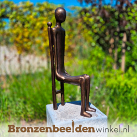 Tuinbeeld "Toosje" in brons BBW94544