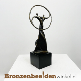 Asbeeldje "Omringd door liefde" BBW06br40as