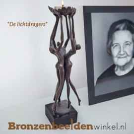 Gedenkbeeldje "De lichtdragers" XL versie BBW004br07xl
