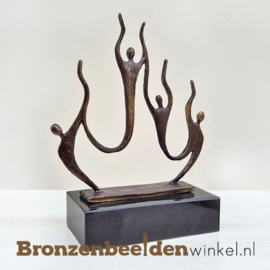 JUBILEUM BEELDJE IN OPDRACHT INTERGAS