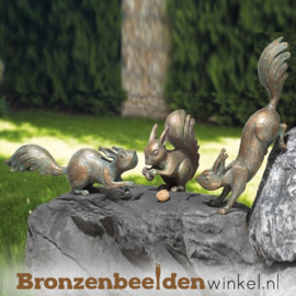 Drie eekhoorn beeldjes BBW37997