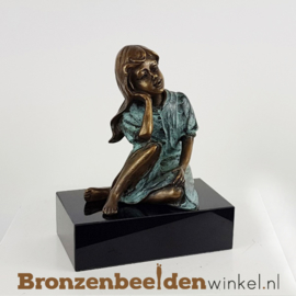 Kinderbeeldje meisje in brons BBW1443br