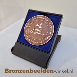 10 bronzen penningen van waardering 7 cm