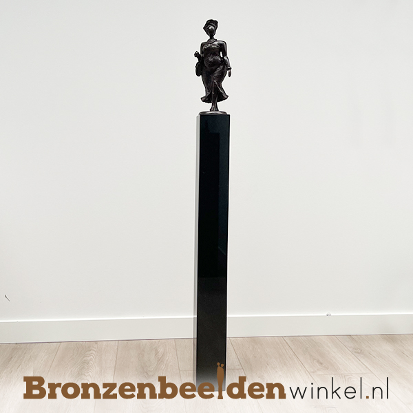 Afrikaans beeld "Tandiwe " 33 cm bbwDV05GR35