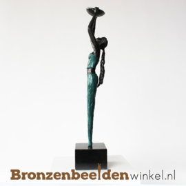 Sculptuur "De Waterdrager" BBW004br81
