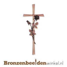 Bronzen kruis met roos BBW20064-040