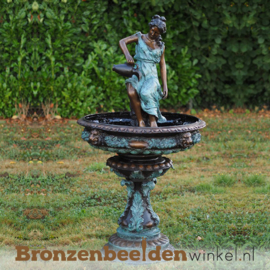 Bronzen fontein "Vrouw met kruik" BBW52290