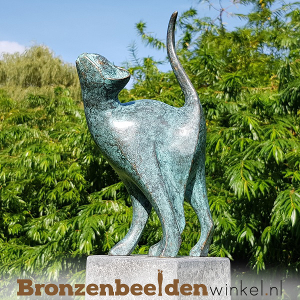 Bronzen kat beeld BBW1666br (Met of sokkel: sokkel,Montage en plaatsing: montage en plaatsing,Met GRATIS onderhoudsset t.w.v. € 24,95: graag!) | Bronzen katten | Bronzen Beelden Winkel