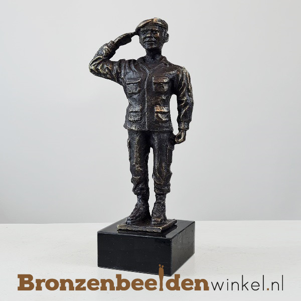 beeldje militair, beeld militair, militaire beeldjes