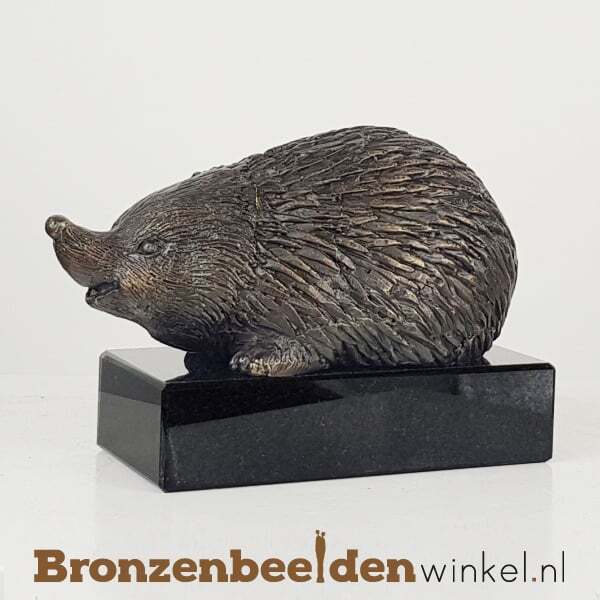 egel beeldje