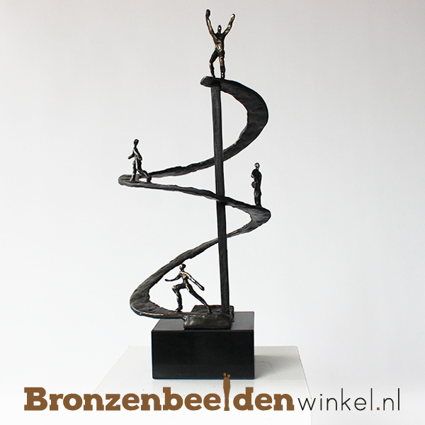 Wonderbaar ᐅ Pensioen cadeau beeldje als pensioen kado collega, werknemer NJ-52