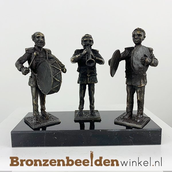 beeldjes van muzikanten