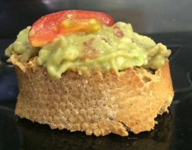 Crostini met Guacamole