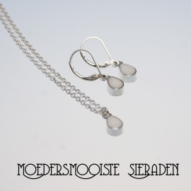 Setje Moedermelk Oorhangers en Collier Druppels