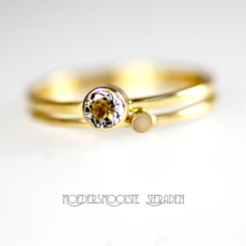 SET Aphrodite -  moedermelkring  met gouden ring geboortesteen 4 mm