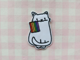 Strijkapplicatie kat met regenboogvlag