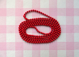 Balletjes ketting mat rood