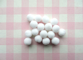 Pompom 10 mm wit