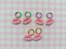 Oorbellen mondjes roze