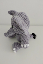 Velvet Olifant Ollie