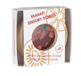 Houten Donut Aardbei Bijtring / Rammelaar